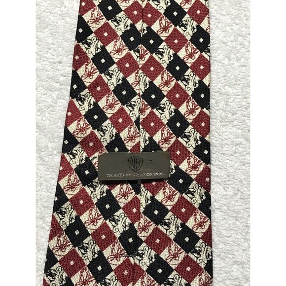Warner Brothers Looney Tunes Bugs Bunny Daffy Duck Black Red Pattern Tie Necktie - Picture 3 of 7